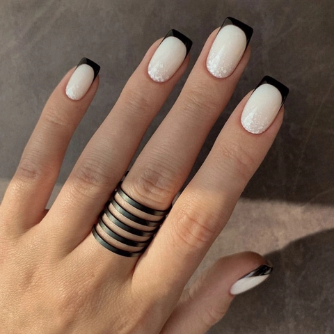 Französisch Schwarze Spitze Weiße Press On Nägel Quadratisch Lang Luxus Glitzer Full Cover Künstliche Nägel Mit Klebe Pads