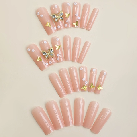 Nude Rosa Künstliche Nägel Lange Sargform Mit Schmetterling Und 3D Blumen Elegante Abnehmbare Maniküre Für Frauen