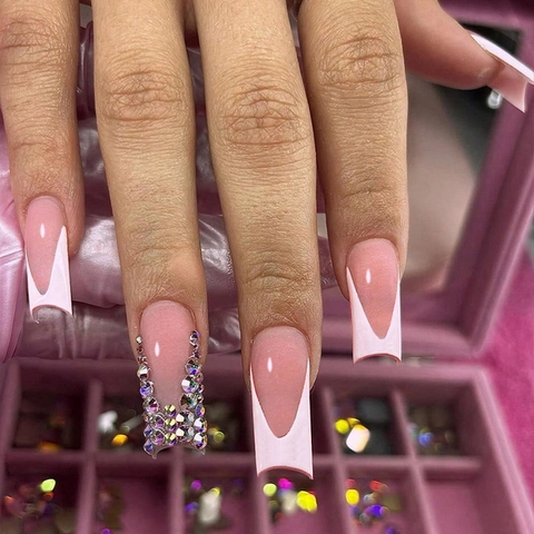 Press On Nails Lange Sarg Kunstnägel Französische Weiße Spitze Nude Rosa Mit Bunten Strasssteinen Glamourös Für Frauen