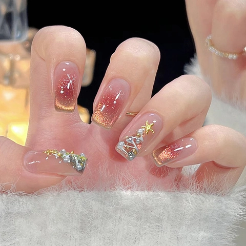 Christmas Press On Nails 3D Christmas Tree Snowflakes Artificial Pearl Rhinestone Medium Long Square Glitter Festive Women Manicure