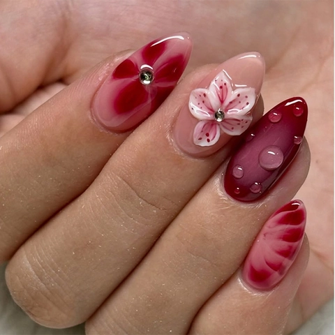Press On Nägel Mandelform 3D Blume Strass Rosa Rot Farbverlauf Elegante Glänzende Künstliche Nägel Damen