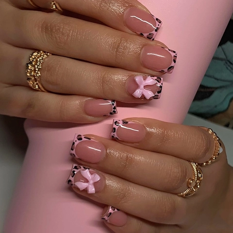 Leopard Print Press On Nails Pink White French Tips 3D Bows Rhinestones Artificial Pearls Square Almond False Nails DIY Manicure