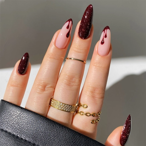 Unghie Finte Halloween Mandorla Stiletto Motivo Goccia Di Sangue Glitter Rossi Stile Francese Unghie Artificiali Per Donne