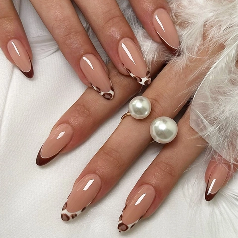 Künstliche Nägel Lange Mandel Französisch Leopard Braun Glänzend Zum Aufdrücken Mit Klebestreifen Und Nagelfeile