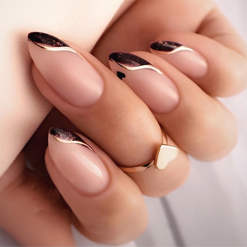 Unghie Finte French Forma Mandorla Motivo Cuore Rosa Nude Nero Elegante Per Donna Con Linguette Adesive E Lima Per Unghie