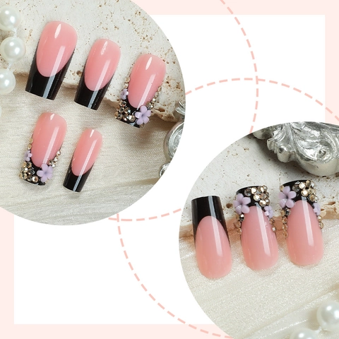 Lange Künstliche Nägel Sargform Schwarz French Tips Rosa Kunstnägel Mit 3D Blumen Strass Elegante Maniküre Damen
