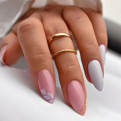 Unghie Press On Forma Mandorla Motivo Floreale Elegante Linee Foglia Oro Stile Francese Unghie Finte Ovali Lunghe