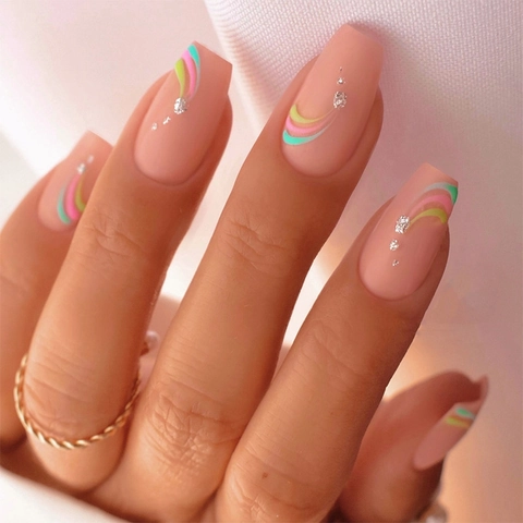 Press On Nägel Matt Sargform Irreguläre Regenbogen Wellenlinien Strass Abnehmbare Künstliche Nägel Für Frauen