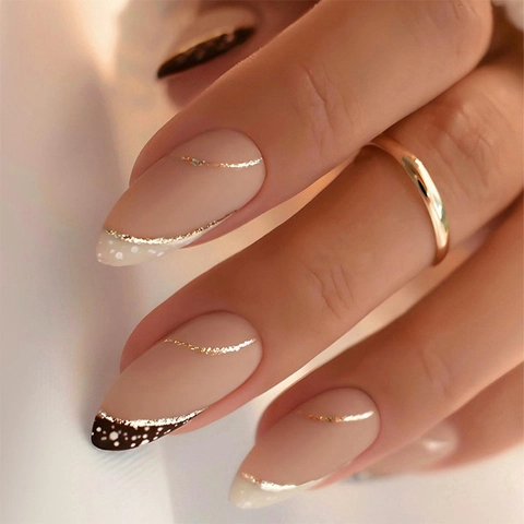 Uñas Postizas De Almendra Francesa Rosa Nude Puntas Negras Puntos Blancos Líneas Doradas Brillos Uñas Artificiales
