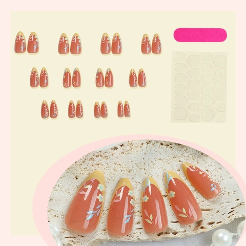 Unghie Finte A Mandorla Punta Gialla Francese Motivo Floreale Elegante Manicure Fai Da Te Per Donne