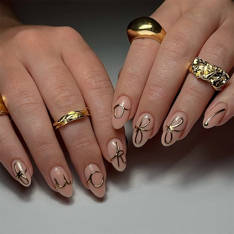 Glossy Nude Pink Press On Nails Gold Metallic Irregular Lines Letter Design DIY Manicure For Women