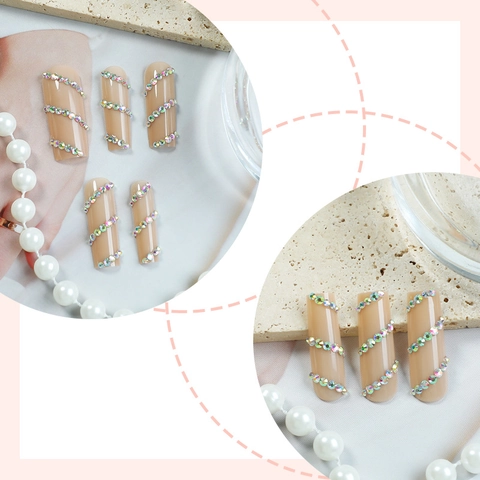 Unghie Finte Quadrate Extra Lunghe Rosa Nude In Plastica Con Strass Colorati Manicure DIY Elegante Per Donne