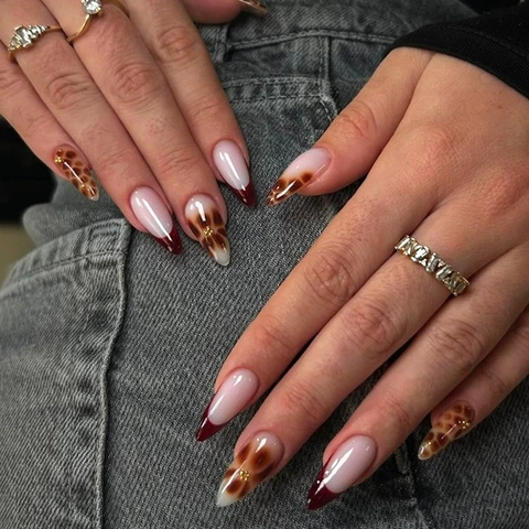 Glossy Almond Press On Nails Wine Red French Tip Leopard Pattern Amber Artificial False Nails Decor For Women