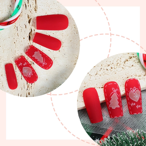 Kerst Kunstnagels Mat Rood Lange Vierkante Valse Nagels Met Kerstboom Sneeuwvlok Hart Patroon Feestelijke Nagelkunst