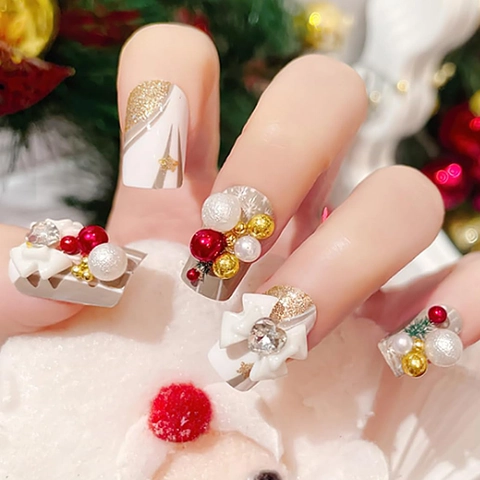 Christmas Press On Nails Short Square Fake Nails Handmade Rhinestone Bow Artificial Pearl Reindeer Winter Holiday Manicure Art