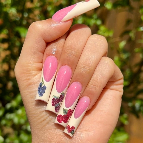 Unghie Finte Press On Coffin Lunghe Motivo Frutta Fragola Ciliegia Bacche Stampa French Tip Unghie Artificiali Con Linguette Adesive