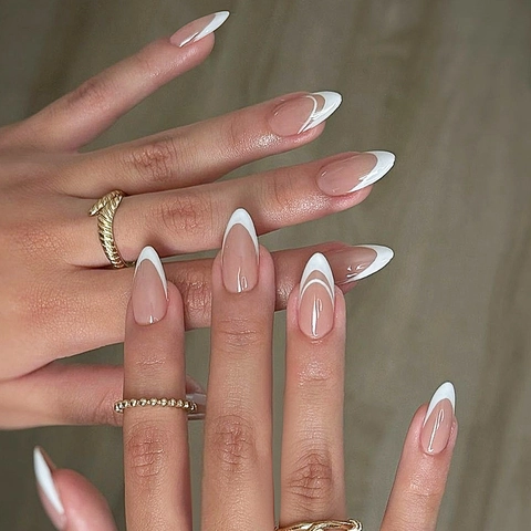 French Tip Press On Nägel Weißer Rand Mandelform Glänzende Falsche Nägel Für Frauen Minimalistisch Elegant
