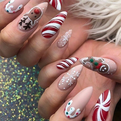 Weihnachtsaufpressnägel Lebkuchenmann Rentier Karo Schneeflocke Lange Stiletto Glänzend Falsche Nägel Für Frauen