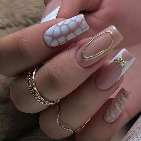 French White Plaid Press On Nails With Gold Metal Ring Rhinestones Pink Glitter Marble Texture Medium Square False Nails For Women