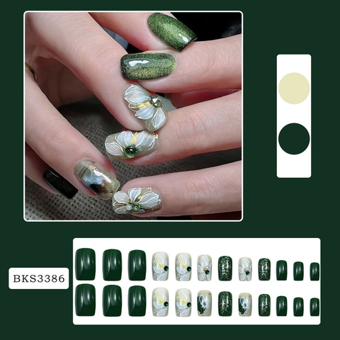 Grüne Quadratische Künstliche Nägel Blumendesign Strass Glänzend Elegant Tragbare Falsche Nägel Mit Kleber Und Feile