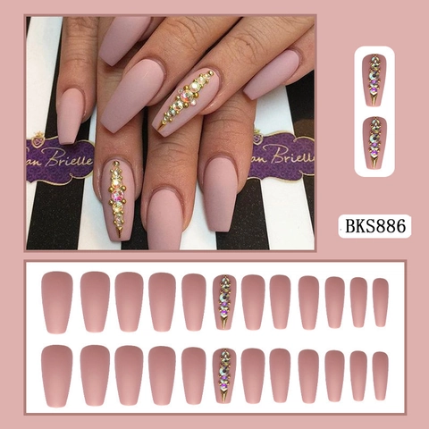 Unghie Finte Press On Coffin Lunghe Malva Opache Con Rinestones E Borchie Dorate Ballerina Nail Art Per Donne
