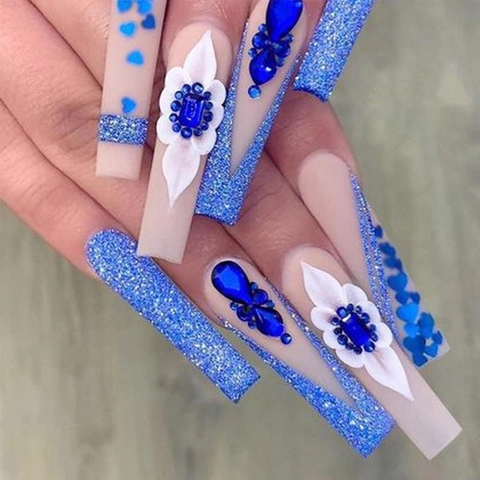 Franse Stijl Lange Coffin Press On Nails Blauw Hart 3D Witte Bloem Rijststeen Glitter Kunstmatige Manicure Vrouwen
