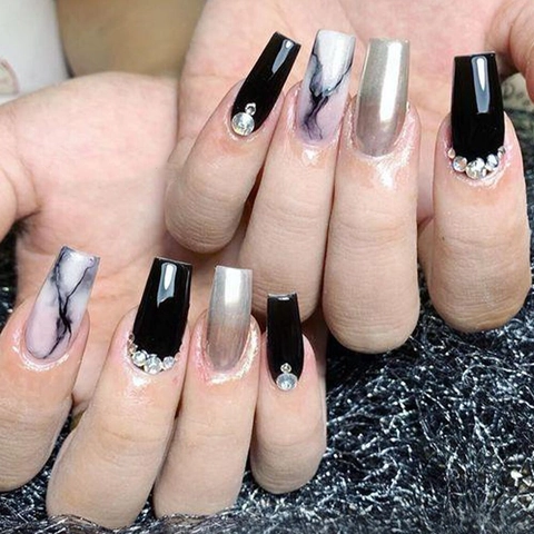 Press On Nails Black Marble Silver Metallic Coffin Long False Nails Rhinestone Artificial Fingernails For Women Chic