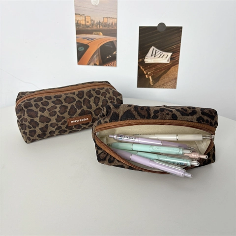 Astuccio Per Matite Con Stampa Leopardata Camoscio Tela Borsa Per Cancelleria Grande Capacità Cerniera Borsa Per Trucco Per Studenti