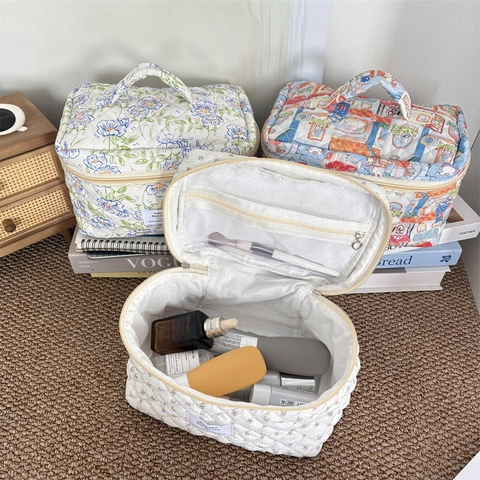 Borsa Da Toilette Trapuntata Grande Capacità Organizzatore Trucco Con Manico Tessuto Cotone Stampa Floreale Carina
