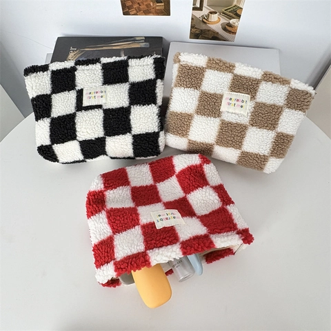 Borsa Da Trucco In Peluche Scacchiera Lana D'agnello Grande Capacità Beauty Case Cosmetico Organizzatore Da Viaggio Donne