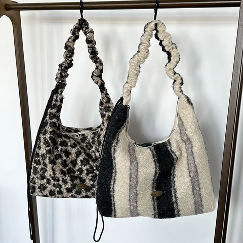 Sac Épaule Peluche Femme Fausse Fourrure Léopard Rayé Géométrique Bohème Sous Les Aisselles Fourre-Tout Rétro Poignée Froissée Fermeture Éclair