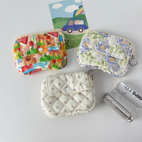 Gesteppter Mini Kartenhalter Münzbörse Für Damen Tragbare Polyestergewebe Reißverschluss Druckknopf Tasche Süße Cartoon Blumenmuster Schlüsselbeutel Kleine Aufbewahrungstasche