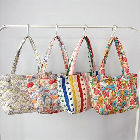 Quilted Tote Bag Large Capacity Polyester Floral Print Handbag French Style Lightweight Versatile For Women