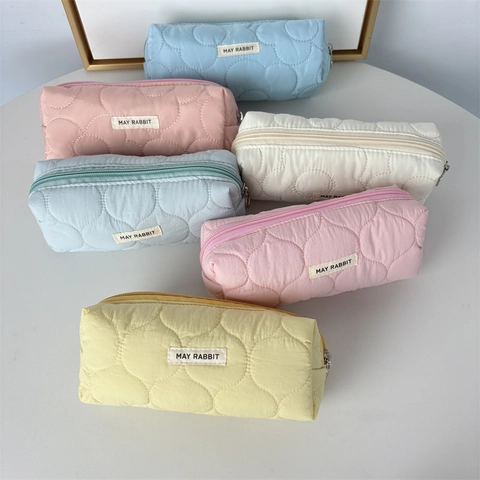 Trousse En Polyester Matelassé Grande Capacité Sac Cosmétique Souple Portable Pochette De Papeterie Pour Étudiantes