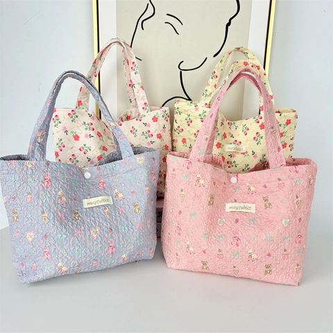 Quilted Floral Tote Bag Portable Cute Bear Print Polyester Handbag With Button Closure For Casual Storage