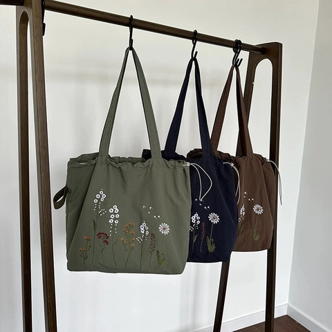 Borsa Tote Con Ricamo Floreale In Nylon Con Coulisse Borsa A Spalla Per Donna Grande Capacità Stile Retrò Elegante