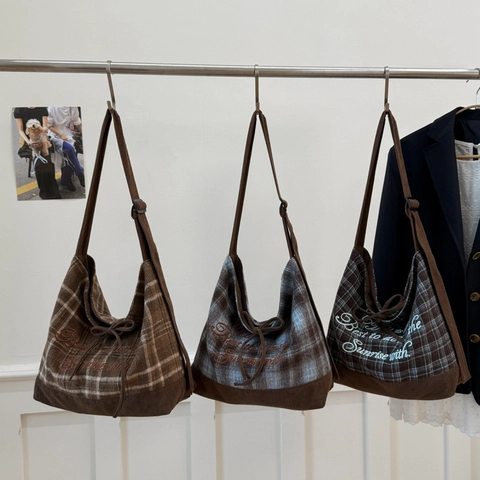 Borsa Tracolla Donna Grande Capacità Velluto A Coste Lana Quadri Patchwork Retro Ricamo Lettera Borsa Spalla Uso Quotidiano