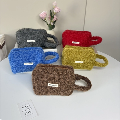 Vintage Pluche Cosmetische Tas Handheld Make-Up Organizer Zachte Teddy Fleece Draagbare Reis Toilettas Voor Vrouwen