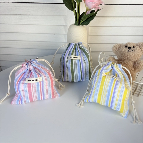 Pochette De Rangement À Cordon Rayée Portable En Polyester Plissé Sac Organisateur Cosmétique De Voyage Polyvalent Pour Femmes