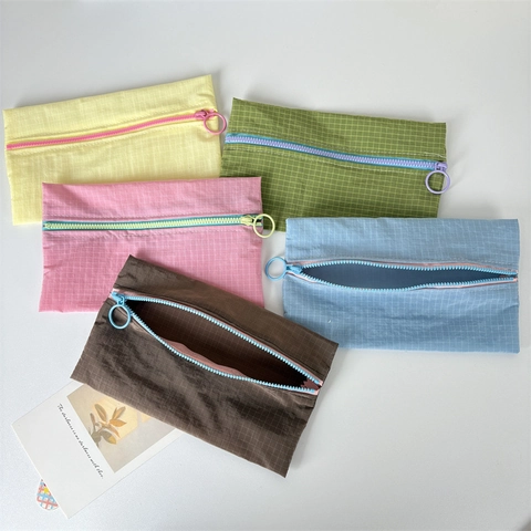 Plaid Nylon Coin Purse Mini Storage Bag With Round Ring Zipper Contrast Color Portable Makeup Pouch For Daily Use