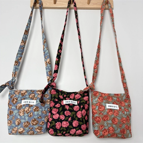 Sac Bandoulière Velours Côtelé Imprimé Roses Sangle Réglable Style Coréen Vintage Petit Sac Téléphone Femmes