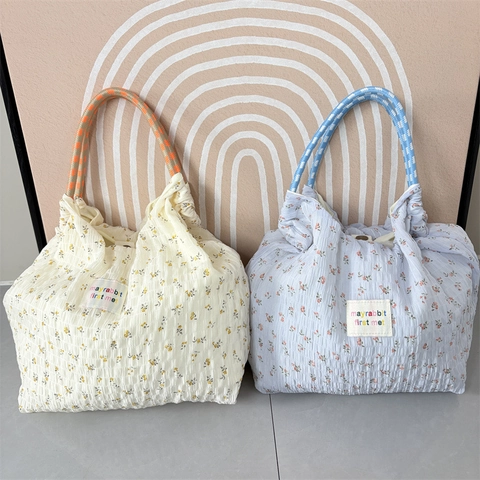 Florale Plissee Tote Bag Polyester Seersucker Große Kapazität Schultertasche Geflochtener Griff Damen Täglicher Einkauf