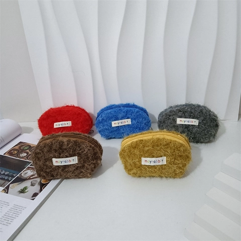 Mini Plush Coin Purse Shell Shaped Cute Makeup Storage Bag Small Lipstick Pouch Zipper Closure Soft Portable Organizer