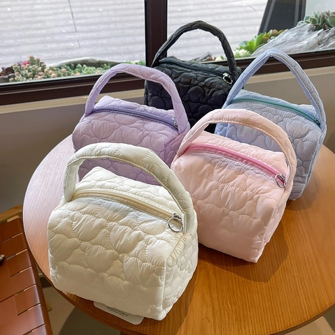 Quilted Heart Pattern Makeup Bag Puffy Polyester Cosmetic Toiletry Pouch With Handle For Travel Storage Sweet For Women