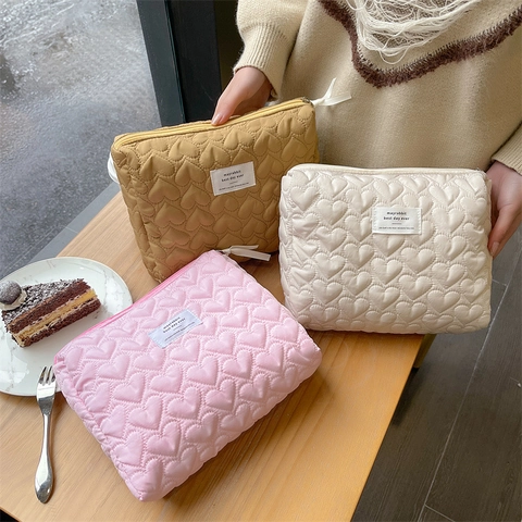 Quilted Heart Pattern Makeup Bag Polyester Large Capacity Travel Toiletry Organizer Handbag Portable Sweet Zipper Pouch