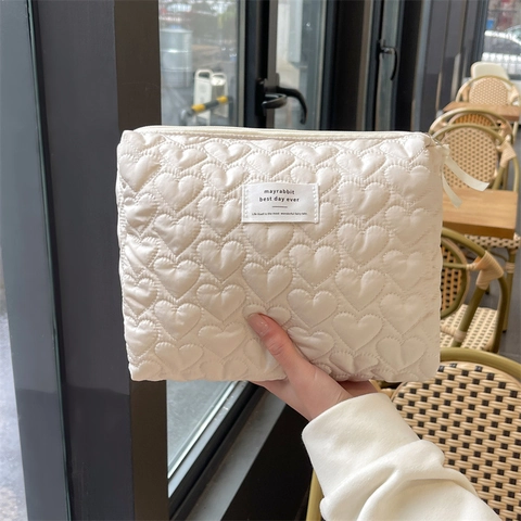 Quilted Heart Pattern Makeup Bag Polyester Large Capacity Travel Toiletry Organizer Handbag Portable Sweet Zipper Pouch