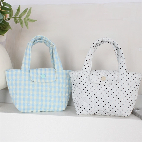 Borsa A Mano Trapuntata Ricamo A Cuore Motivo A Pois Quadretti Tessuto Imbottito Chiusura Con Bottone Borsa Da Donna