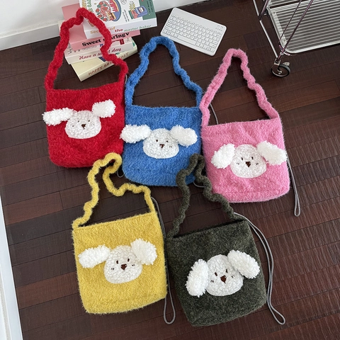 Cute Plush Cartoon Puppy Crossbody Bag For Women Winter Faux Fur Bucket Shoulder Bag With Chain Strap Drawstring Design