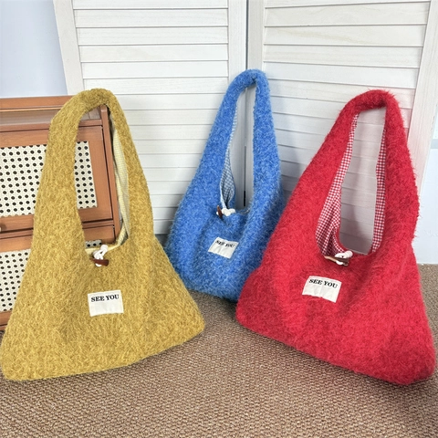 Borsa A Spalla In Peluche Invernale Reversibile A Quadri Pelliccia Sintetica Con Bottone In Corno Morbida Casual Borsa Sottoascella