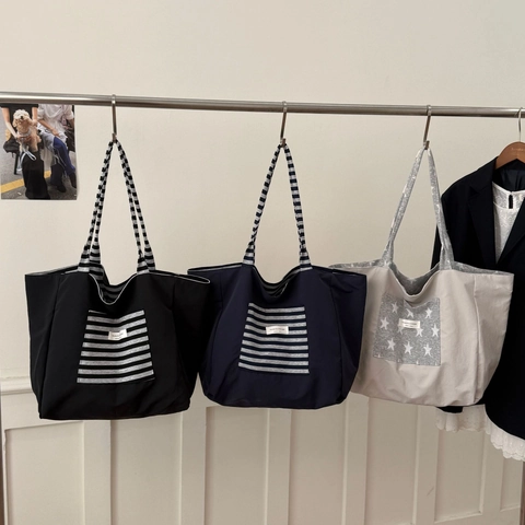 Tote Bag Polyester Gestreept Sterrenpatroon Letterprint Grote Capaciteit Casual School Shoppen Preppy Stijl Voor Dames